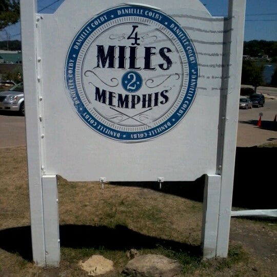4Miles2Memphis Logo